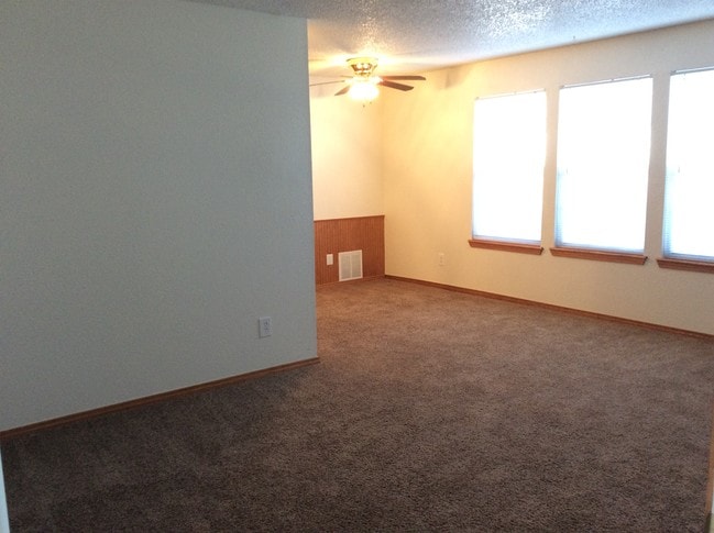 Photo - Chevy Chase Apartments