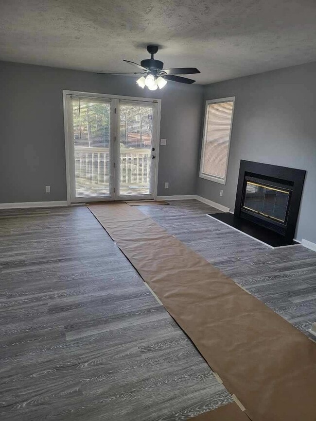 Building Photo - 661 Bartons Landing Pl Unit #8