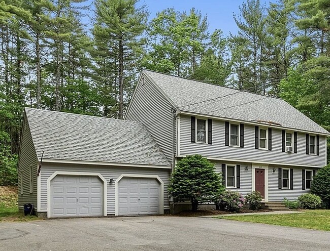 Photo - 465 Nashua Rd Townhome