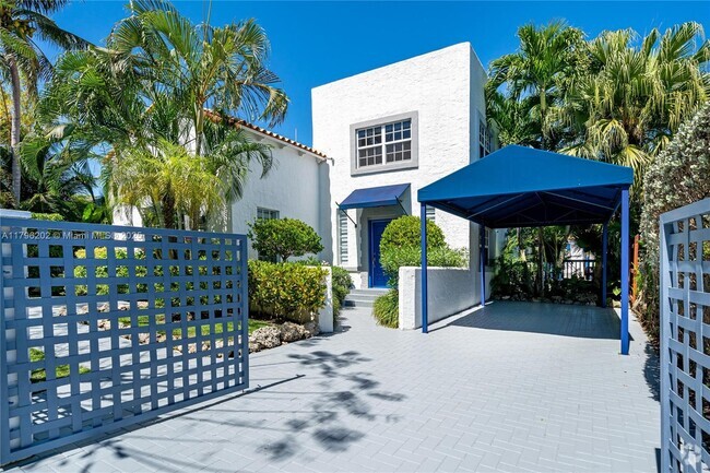 Building Photo - 1567 Bay Dr Rental