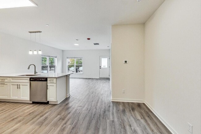 Photo - 510 Morris Ave