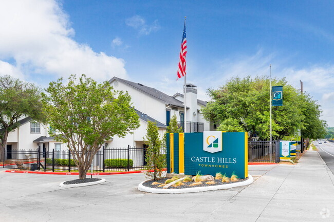 Building Photo - Castle Hills Townhomes