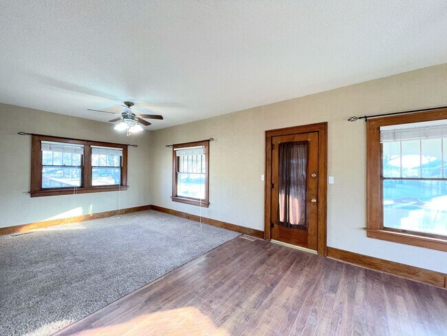 Photo - Spacious 3 bedroom home with finished basement