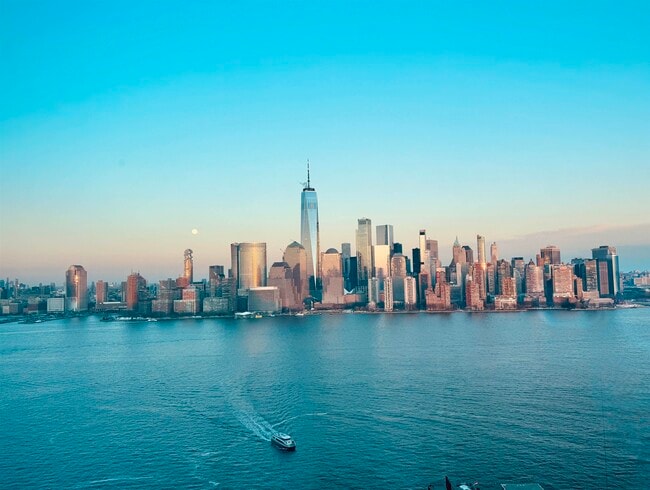 Building Photo - 77 Hudson St Unit 3507x