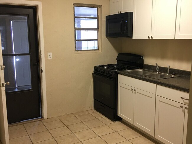 4406 36th St Unit A