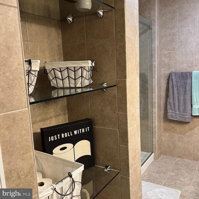 Photo - 711 Yardley Commons