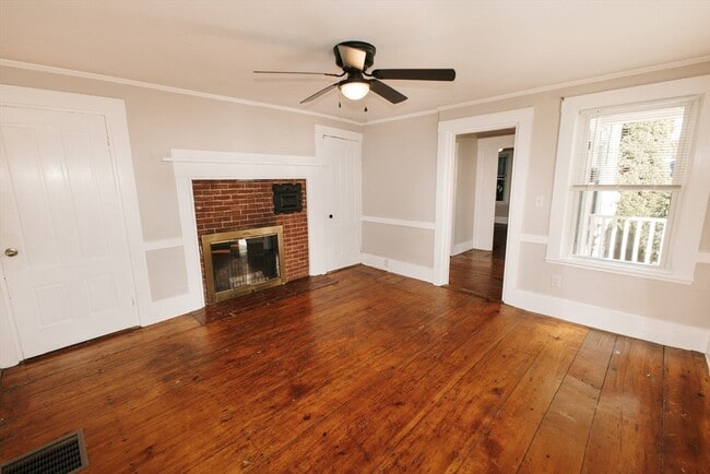 Photo - 76 Market St