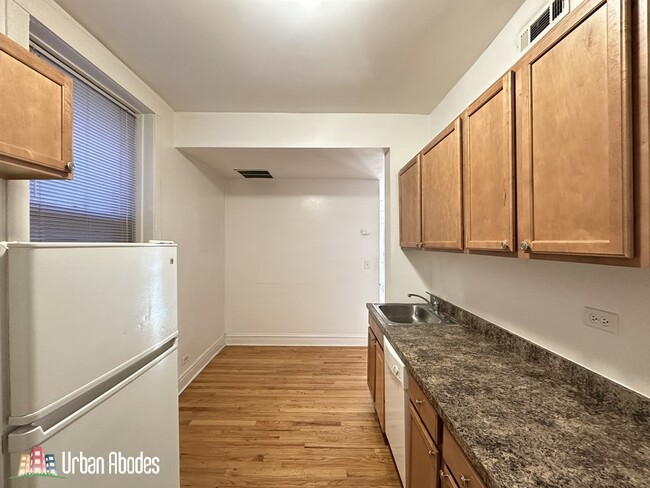 Photo - 4609 N Western Ave Unit A07W