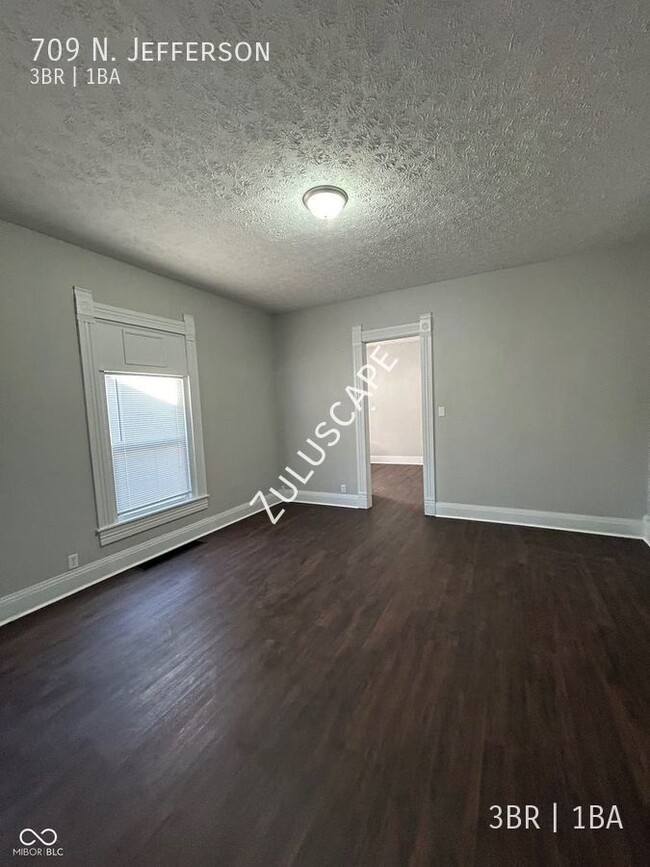 Photo - 709 N. Jefferson-