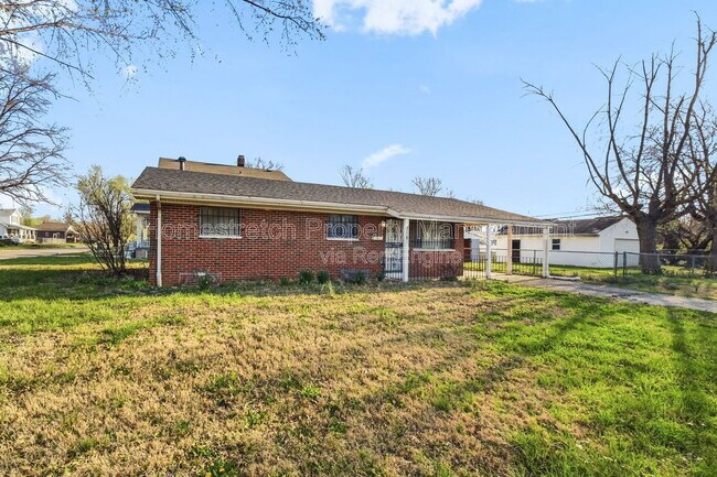 Photo - 2301 Belleview Ave