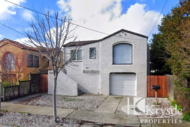 Photo - 1340 Farrell St