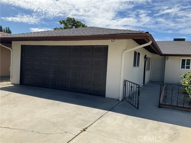 Building Photo - 873 Ponderosa Dr Rental