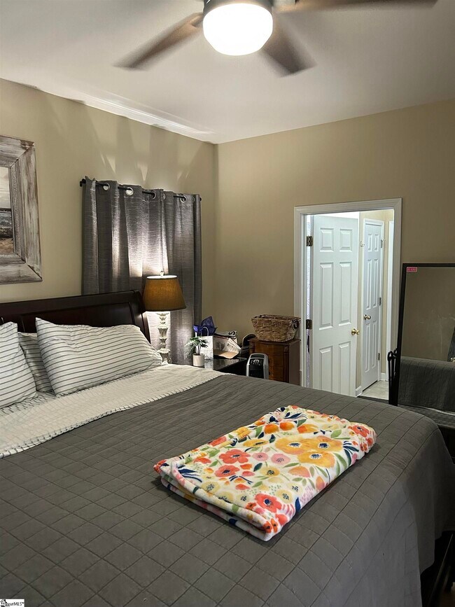 Photo - 13 Simmons Ave