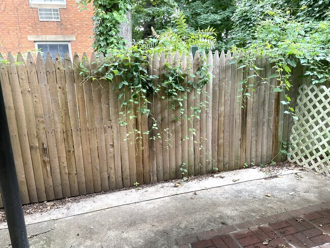 Photo - 3240 Cambridge Ave