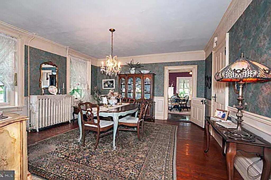 Photo - 42 Main St N