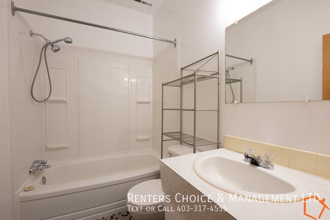 Photo - Unit #3 Unit 3, 5107 44 Ave