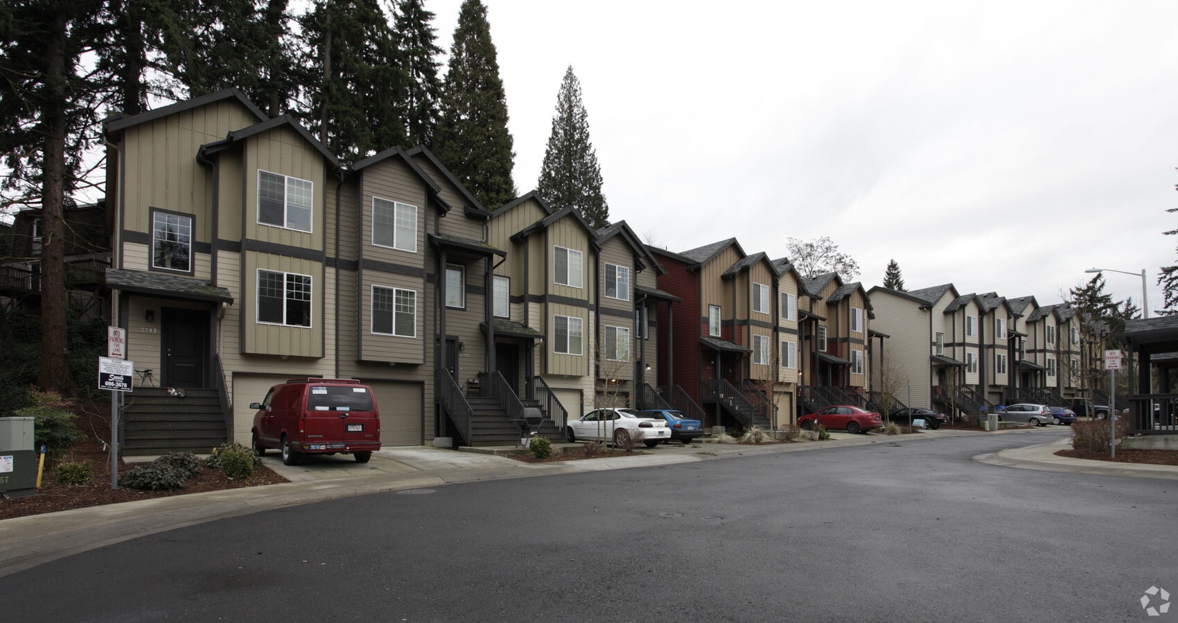 Photo - 2709-2743 Rossiter Ln