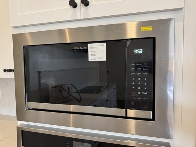 Photo - 7419 Castle Dr