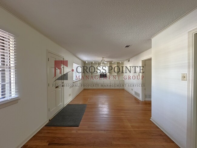 Photo - 3 Bedroom 1.5 Bath with Office Space!