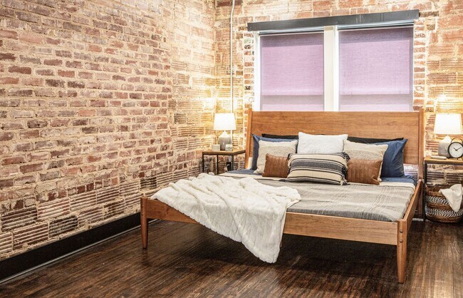 Photo - Velencia Apartments