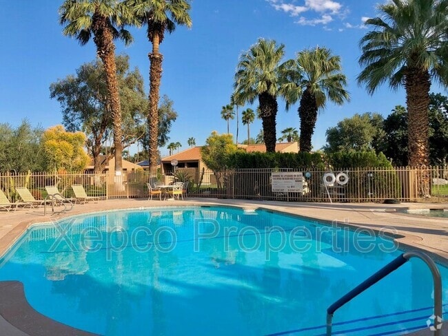 Building Photo - 2571 N Whitewater Club Dr Unit #A Rental