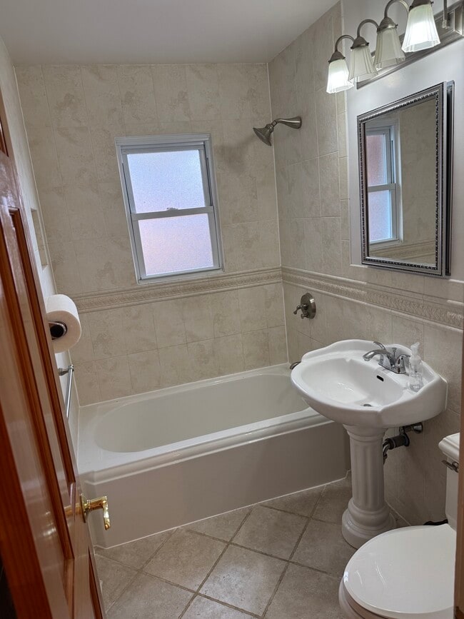 Photo - 4327 220th St