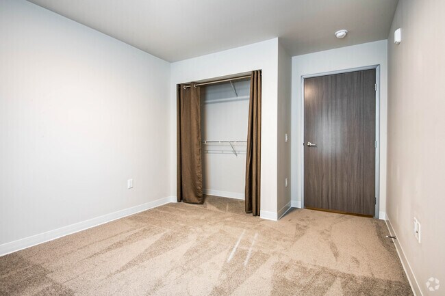 3BR, 2BA - 1219SF