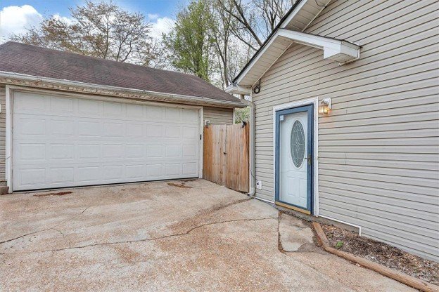 Photo - 212 Bates St