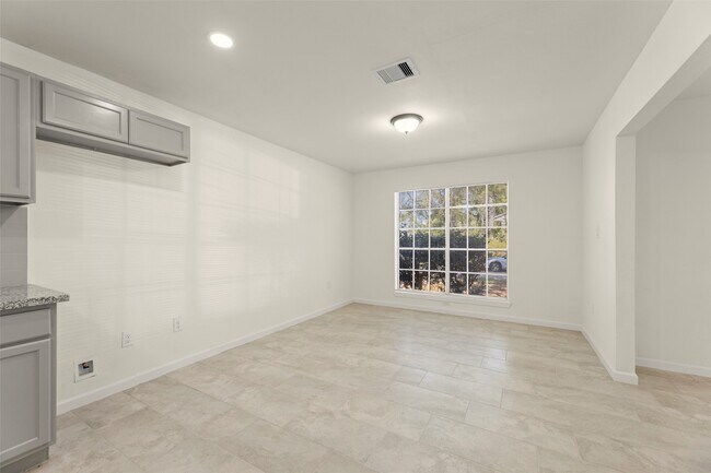 Photo - 22019 Kenchester Dr