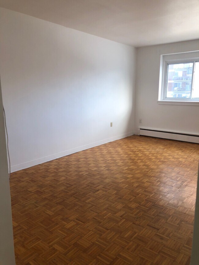 Photo - 2448 Carling Ave Unit 201