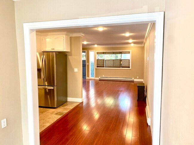 Photo - 5104 Westmont Ave