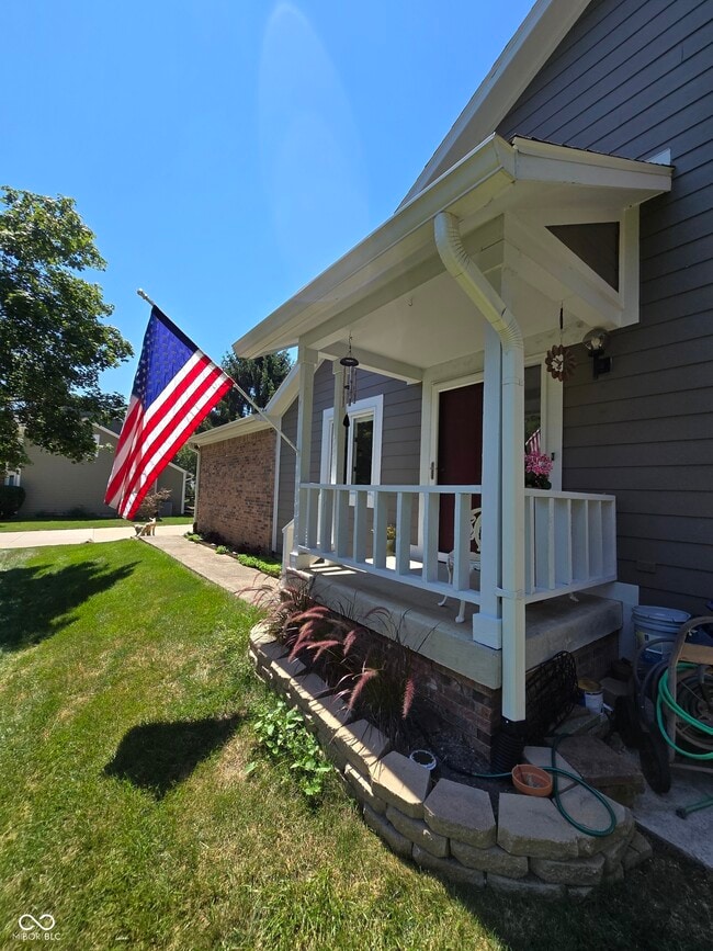 Photo - 8198 Foxchase Cir