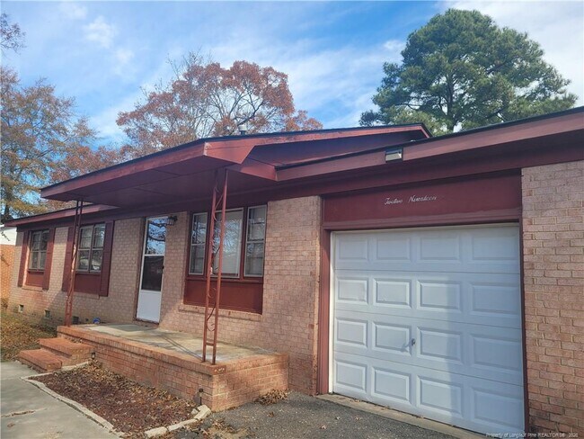 Photo - 1219 Chilton Dr