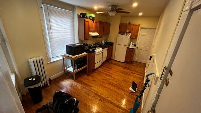 72 Joy St Unit 12