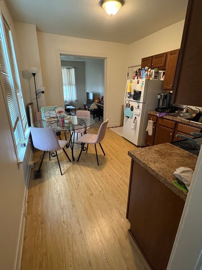 Photo - 406 4th St Unit apt 1