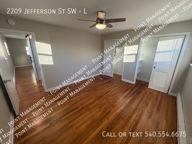 Photo - 2209 Jefferson St SW Unit L