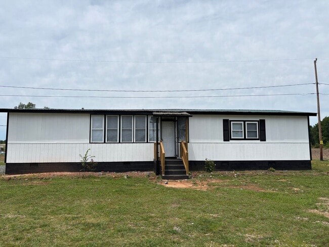 Building Photo - 212 Astran Dr