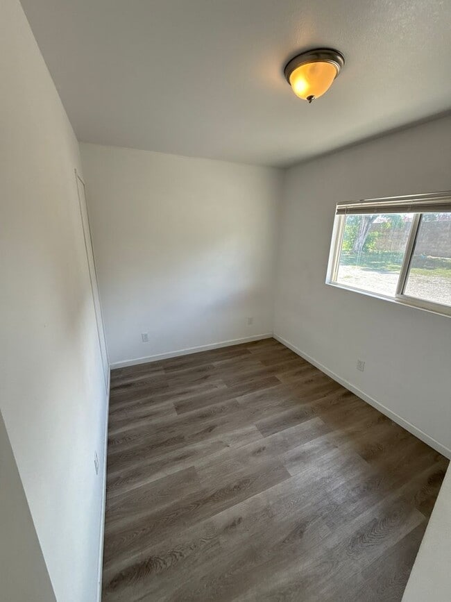 Photo - 2.2 Miles to Oregon Tech and Sky Lakes Medical Center! Newly renovated 1bdrm