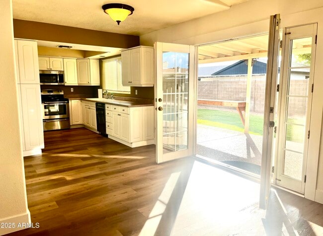 Photo - 17652 N 19th Dr