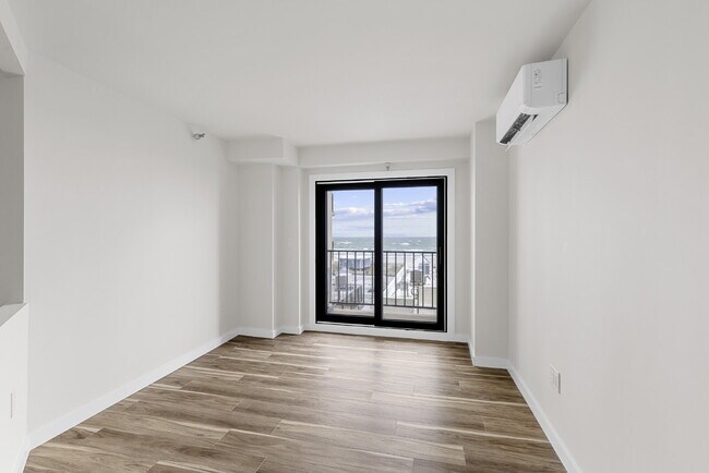 Photo - Boardwalk House A-04 | 1BR + Den with Balcony, 588 SF Unit 404