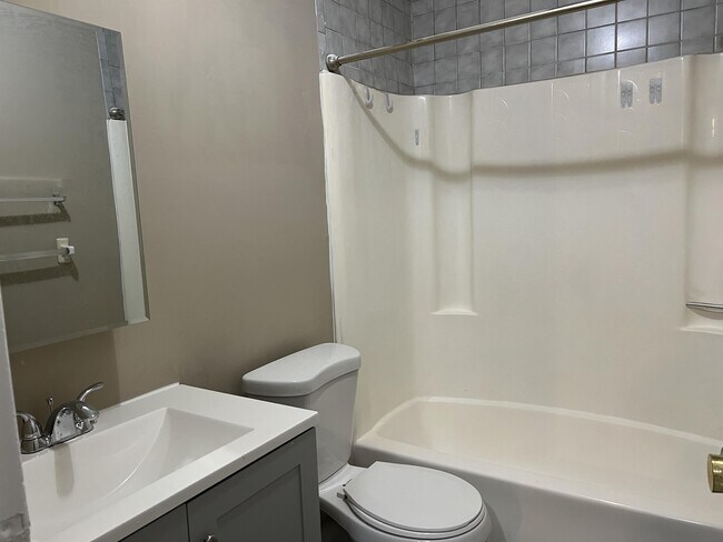 Photo - 20-613 Delar Pkwy