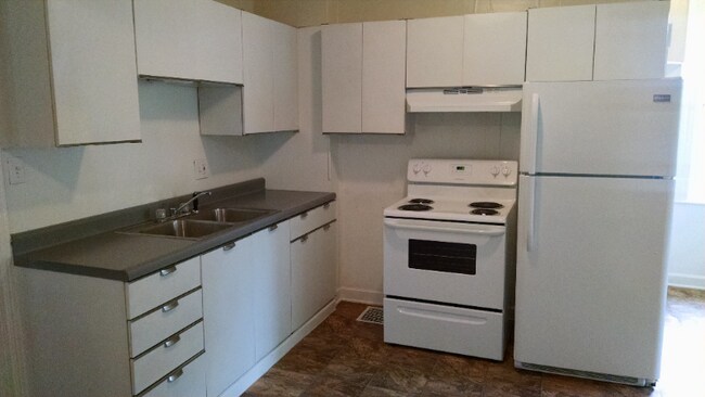 Photo - 1602 W Short Ave