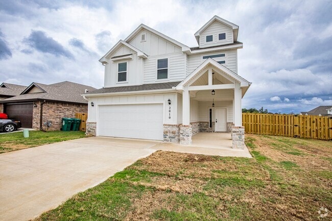 Building Photo - ***2010 Periwinkle Place*** Rental