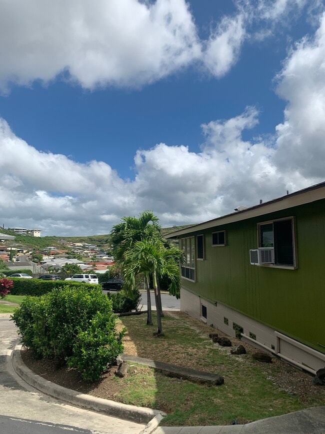 Photo - 3340 Ala Laulani St