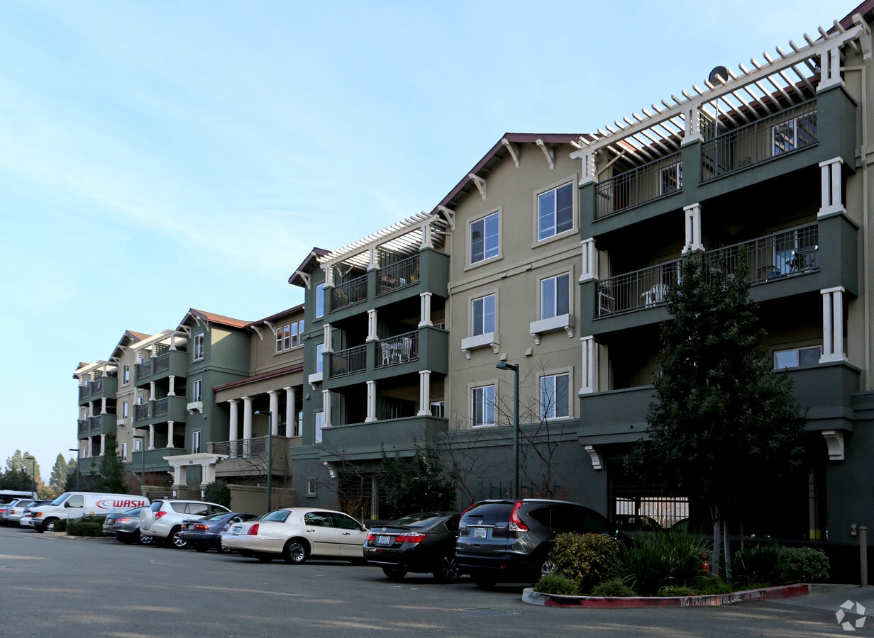 Photo - Wicklow Square