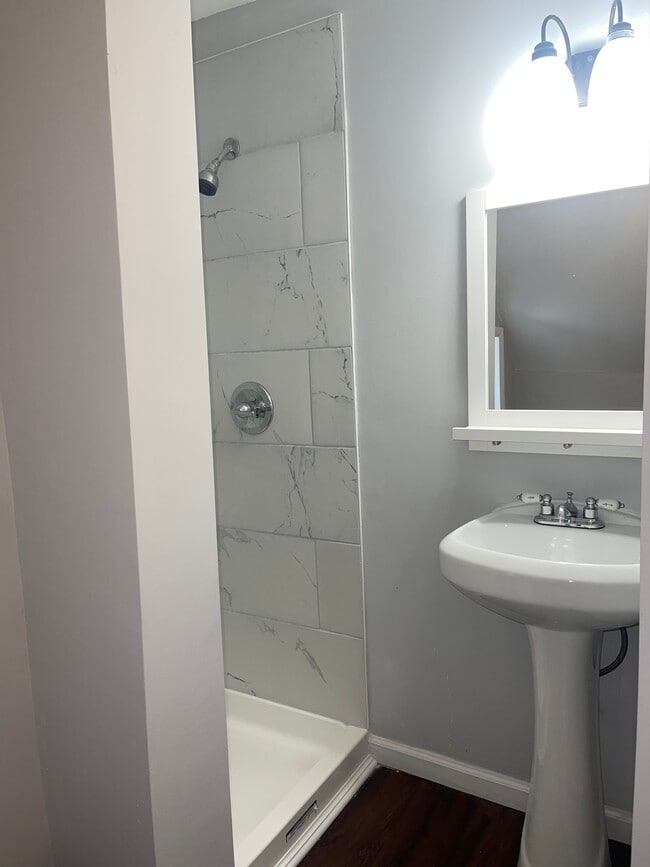 Photo - 3914 Maine Ave Unit 3rd Floor