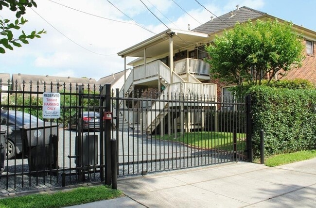 Photo - 4630 Clay St Unit 2