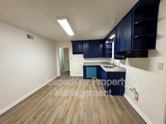 Photo - 3543 Berkley Dr