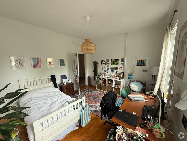 Building Photo - 268 Broadway Unit 1 Rental