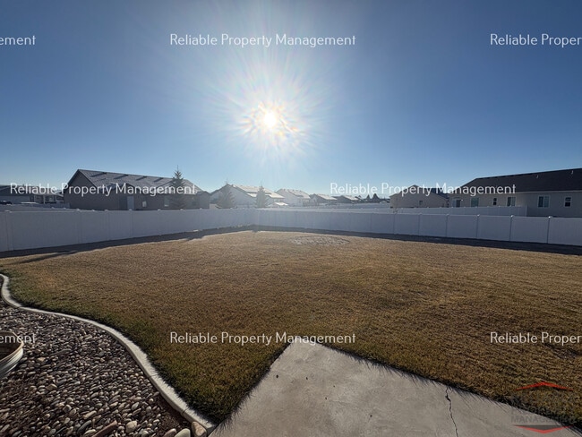 Photo - 3840 Slate Dr